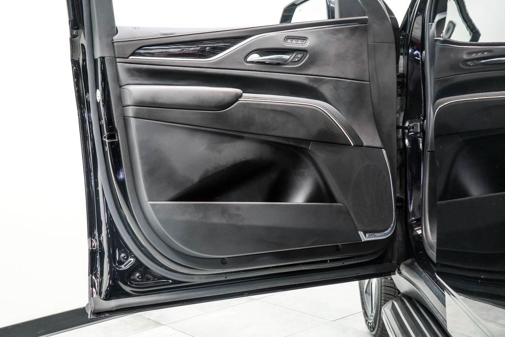 2022 Cadillac Escalade Sport