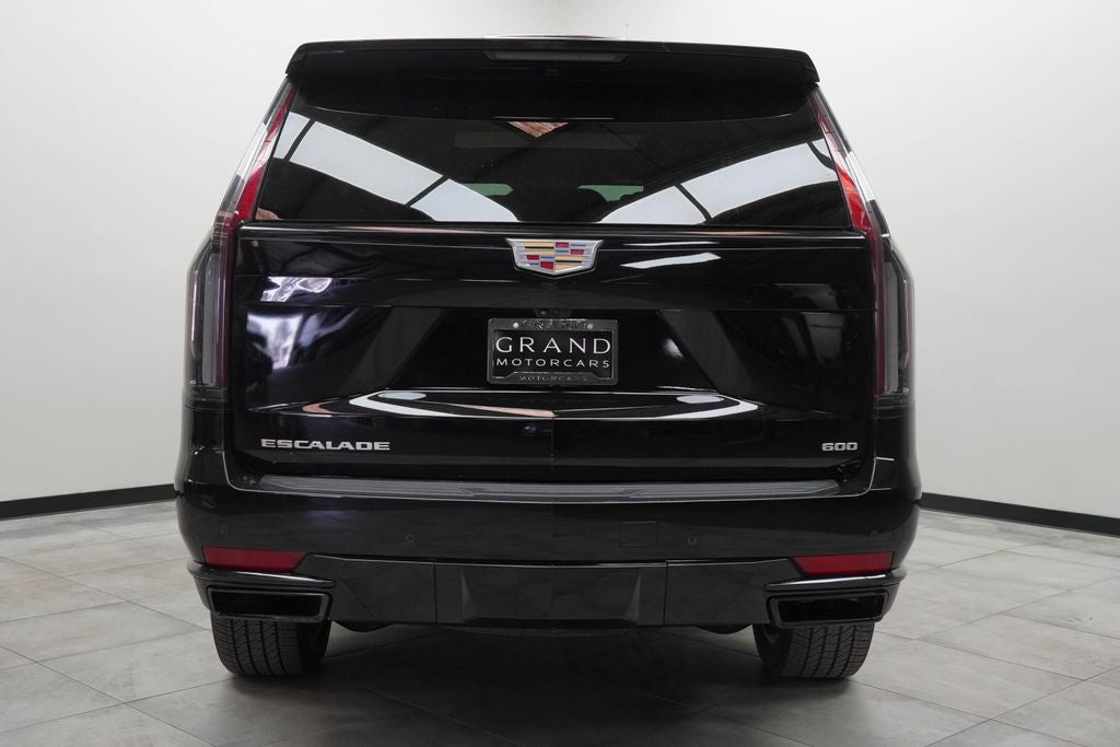 2023 Cadillac Escalade Sport