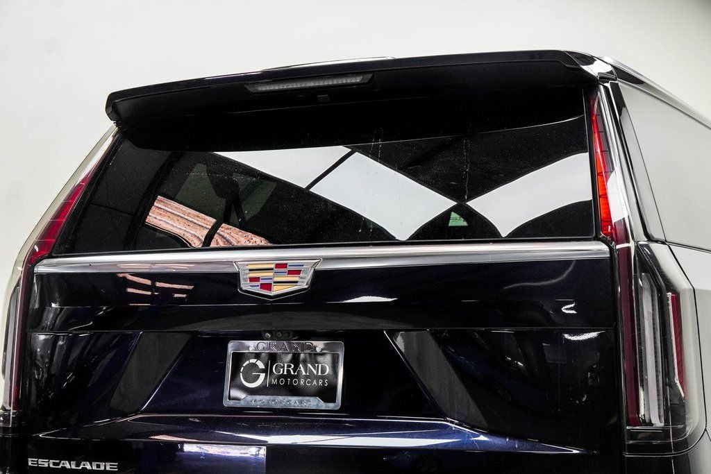 2023 Cadillac Escalade ESV Premium