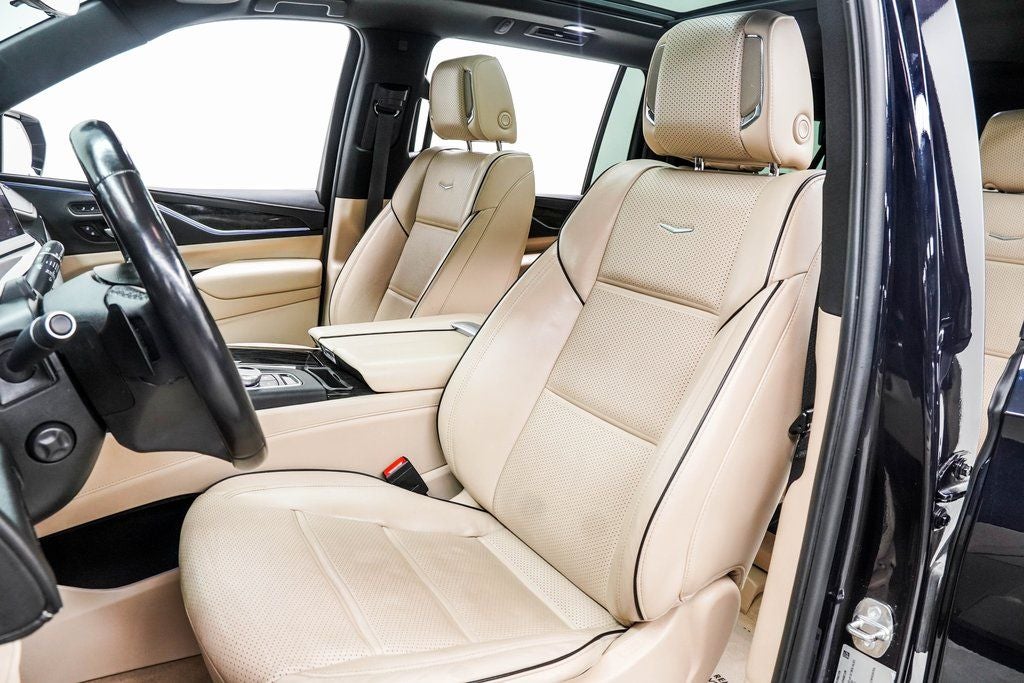 2023 Cadillac Escalade ESV Premium