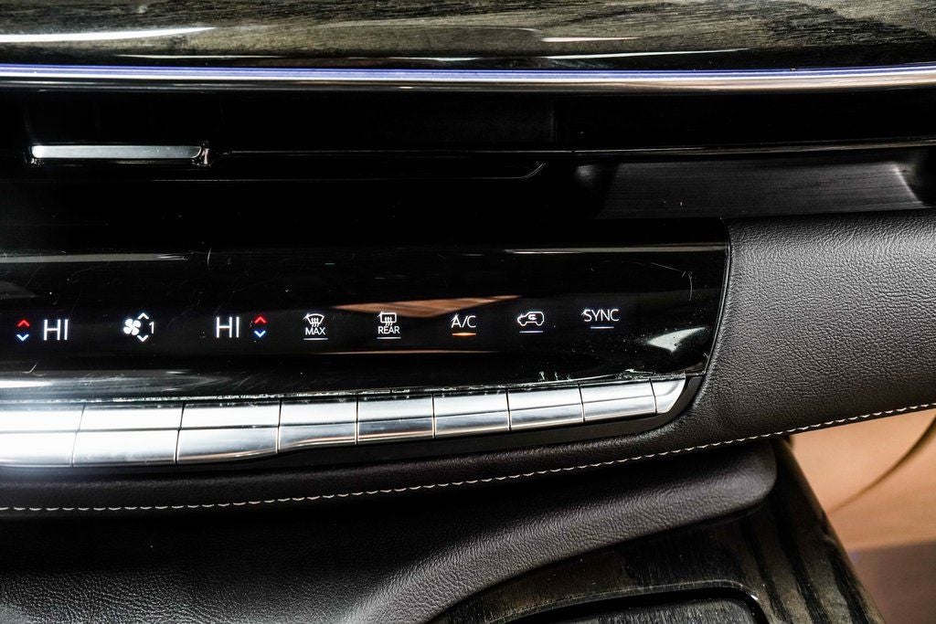 2023 Cadillac Escalade ESV Premium