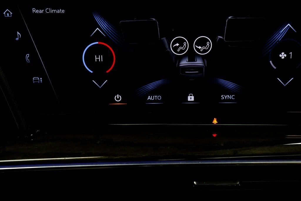 2023 Cadillac Escalade ESV Premium