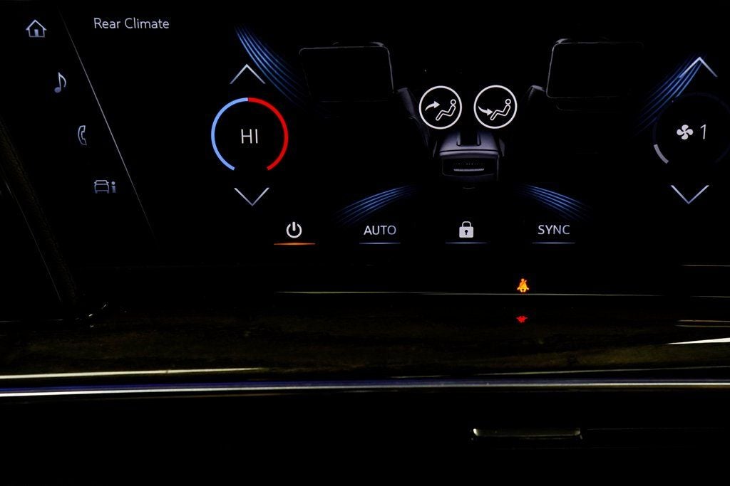 2023 Cadillac Escalade ESV Premium