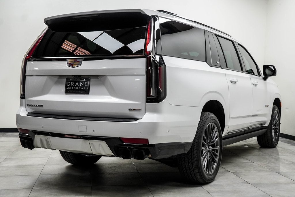 2023 Cadillac Escalade ESV V-Series