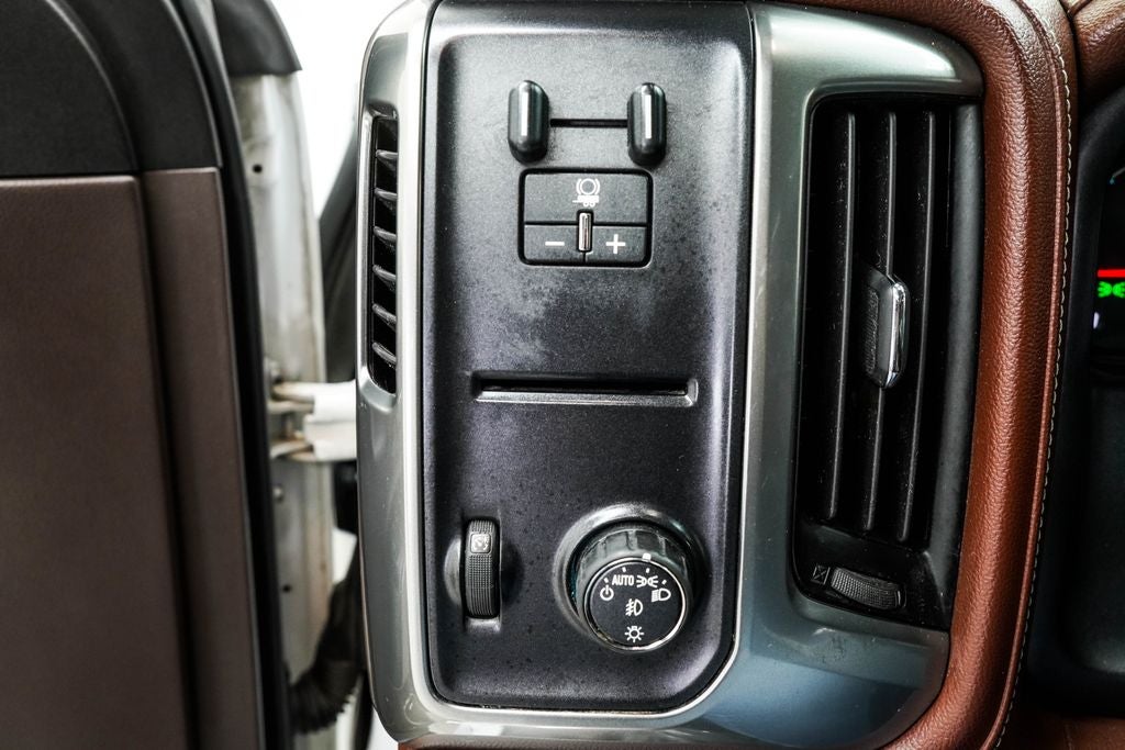 2019 Chevrolet Silverado 6500HD Base