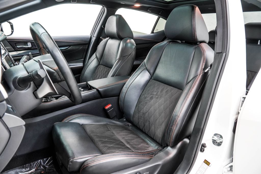 2023 Nissan Maxima SR
