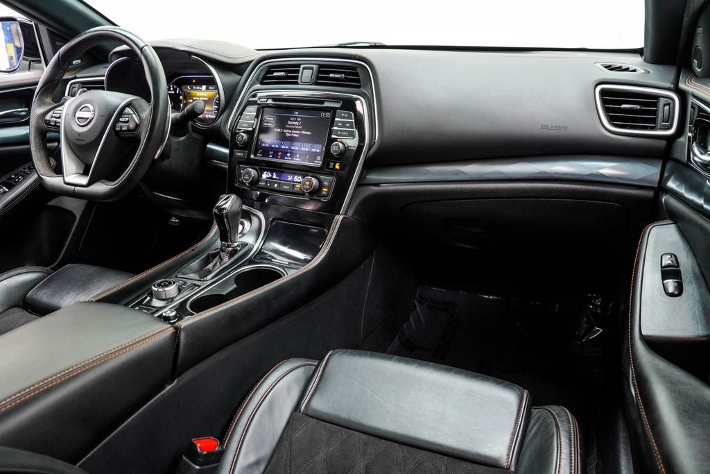 2023 Nissan Maxima SR
