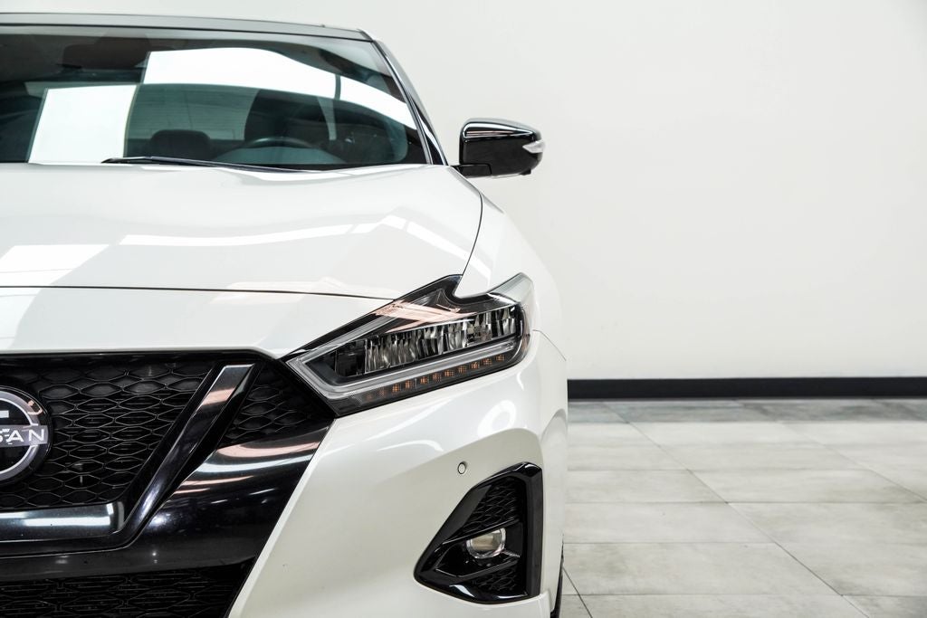 2023 Nissan Maxima SR