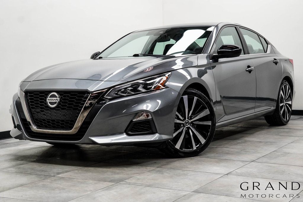 2022 Nissan Altima 2.5 SR