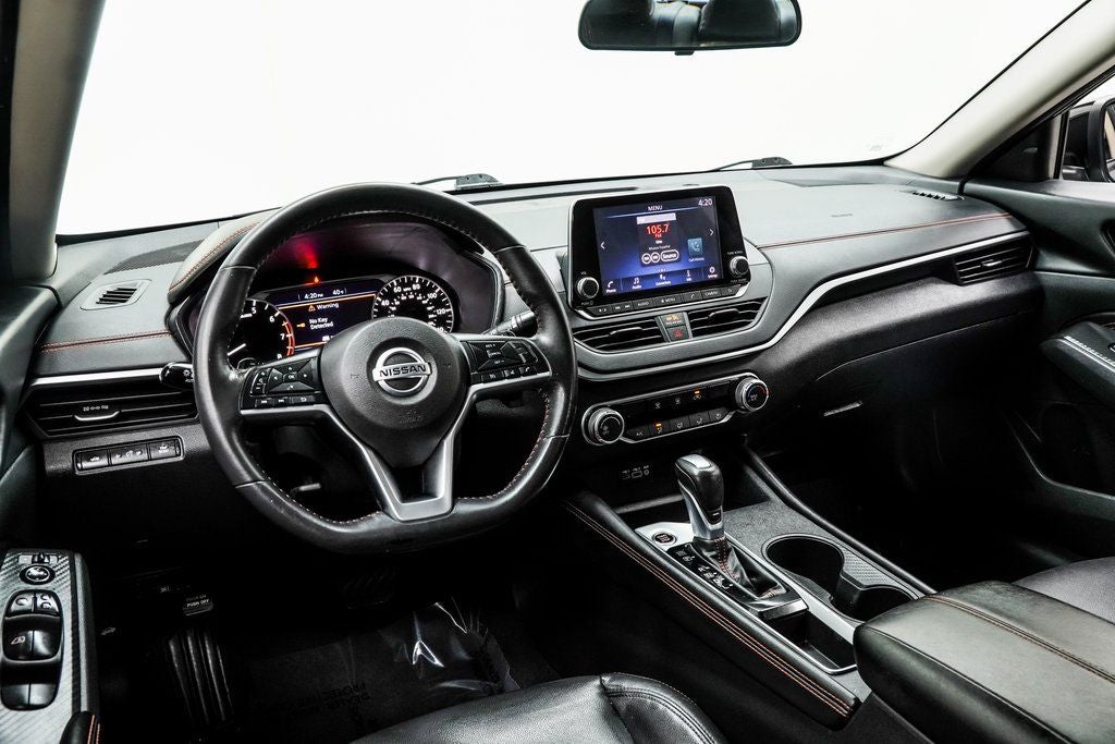 2022 Nissan Altima 2.5 SR