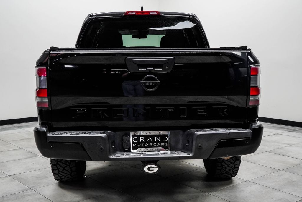 2022 Nissan Frontier S