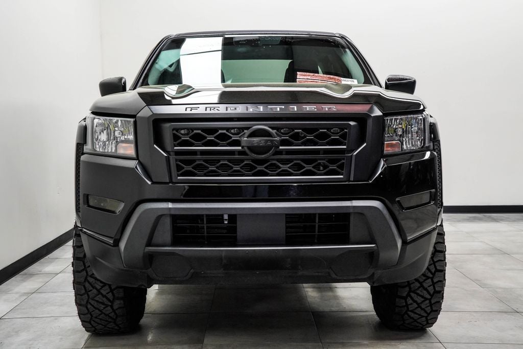 2022 Nissan Frontier S