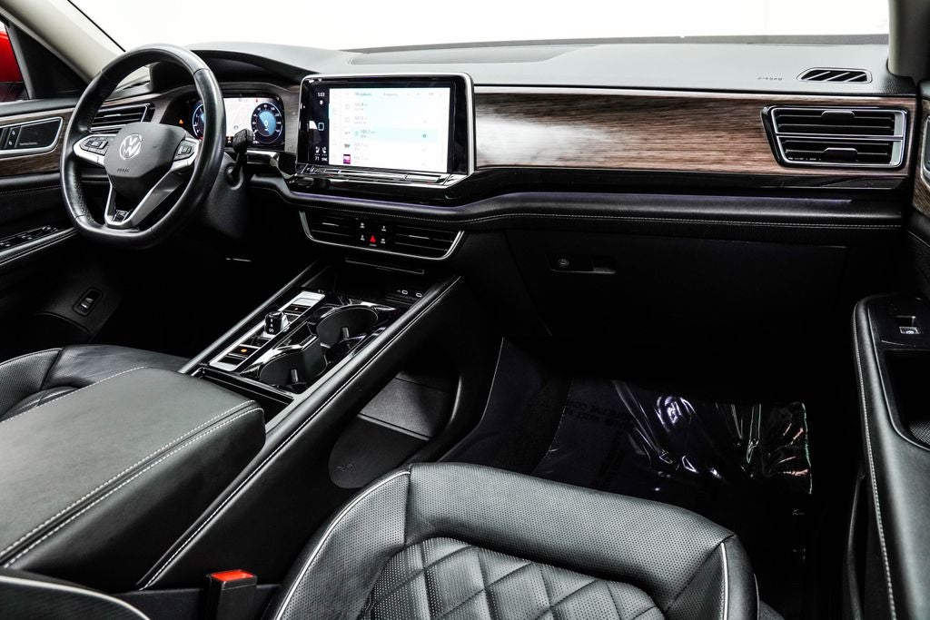 2025 Volkswagen Atlas 2.0T SEL Premium R-Line