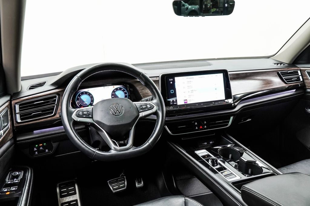 2025 Volkswagen Atlas 2.0T SEL Premium R-Line
