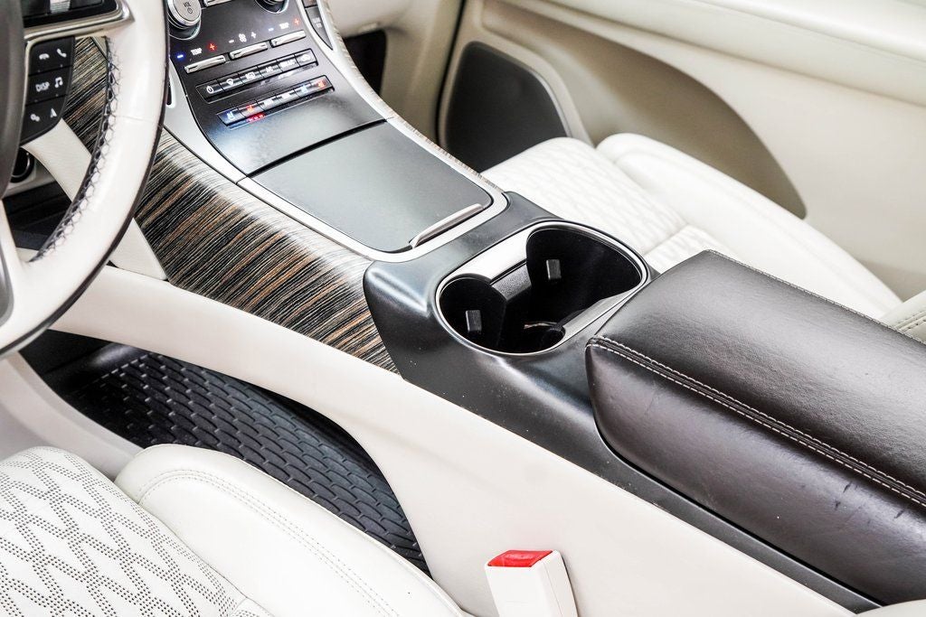 2019 Lincoln Nautilus Black Label