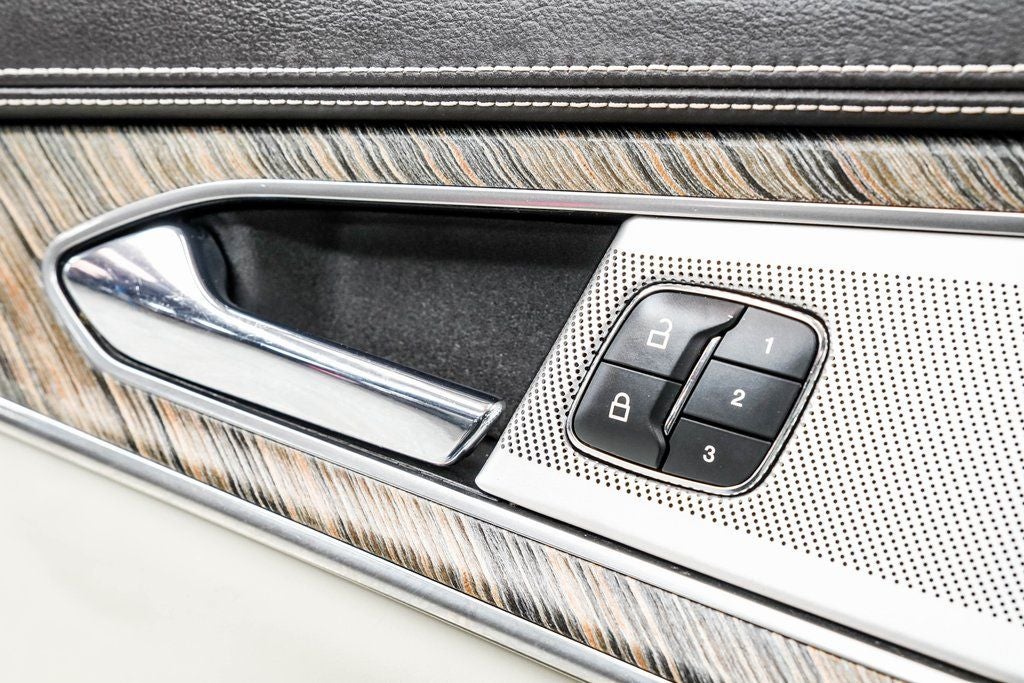 2019 Lincoln Nautilus Black Label