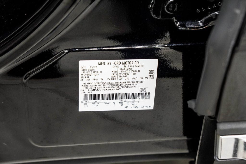 2019 Lincoln Nautilus Black Label