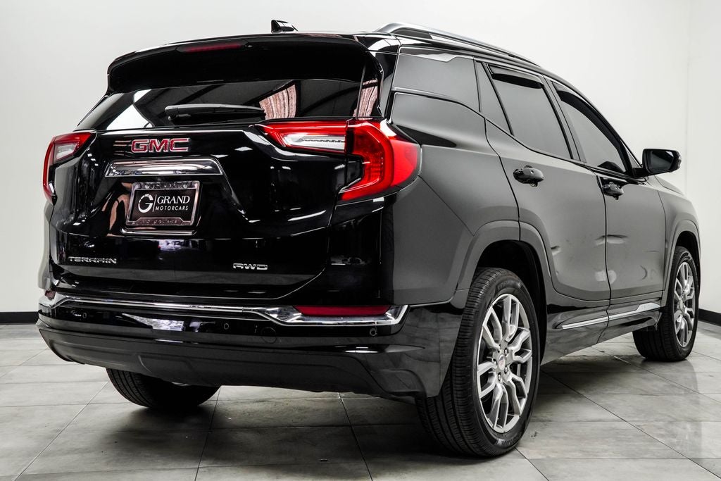 2023 GMC Terrain Denali