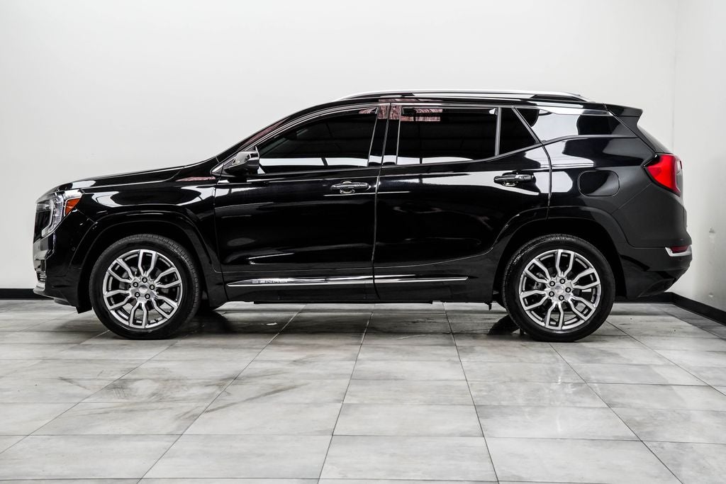 2023 GMC Terrain Denali