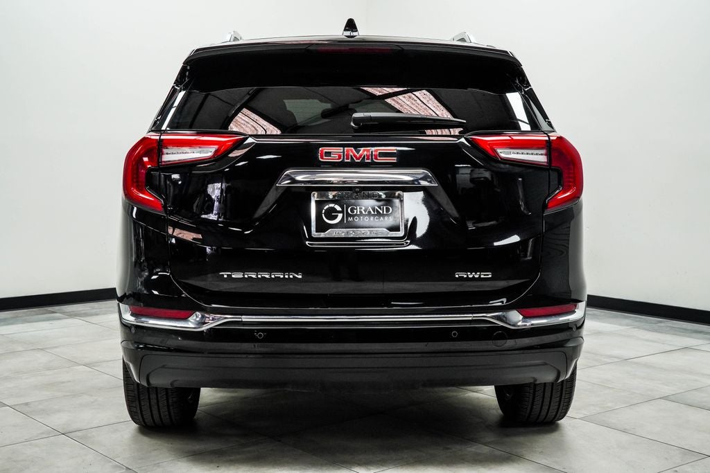 2023 GMC Terrain Denali