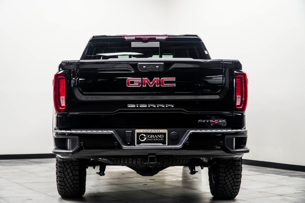 2024 GMC Sierra 1500 AT4X