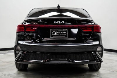 2022 Kia Forte GT-Line