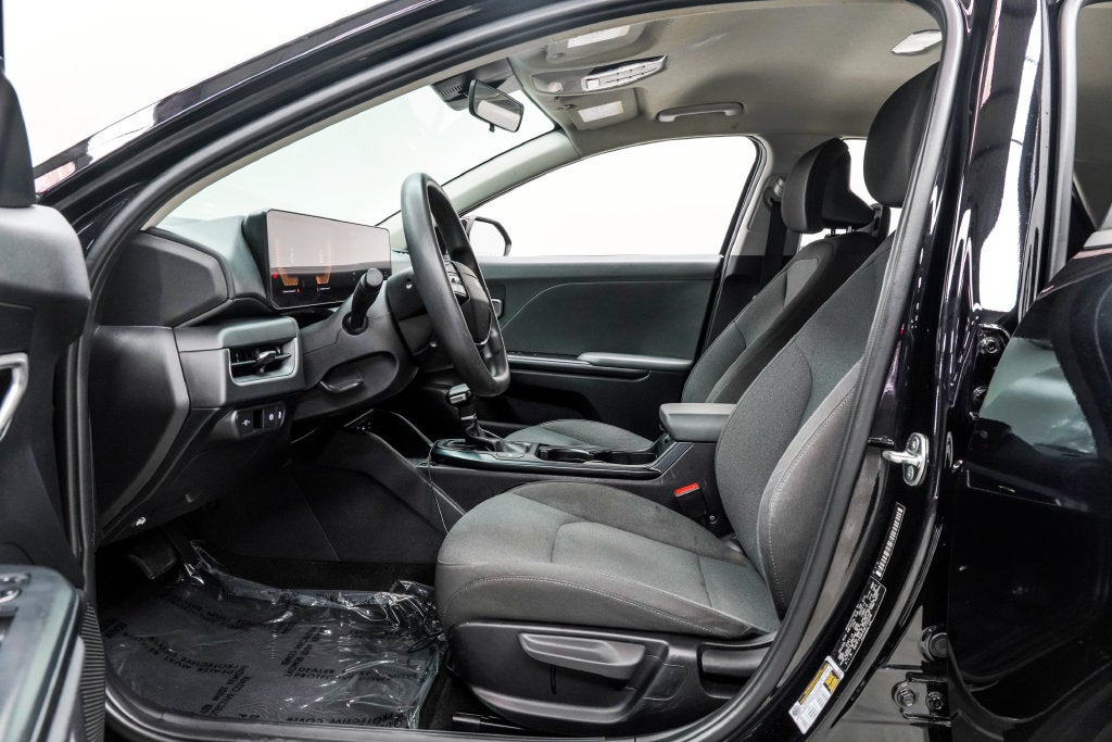 2025 Kia K4 LX