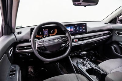 2025 Kia K4 LX