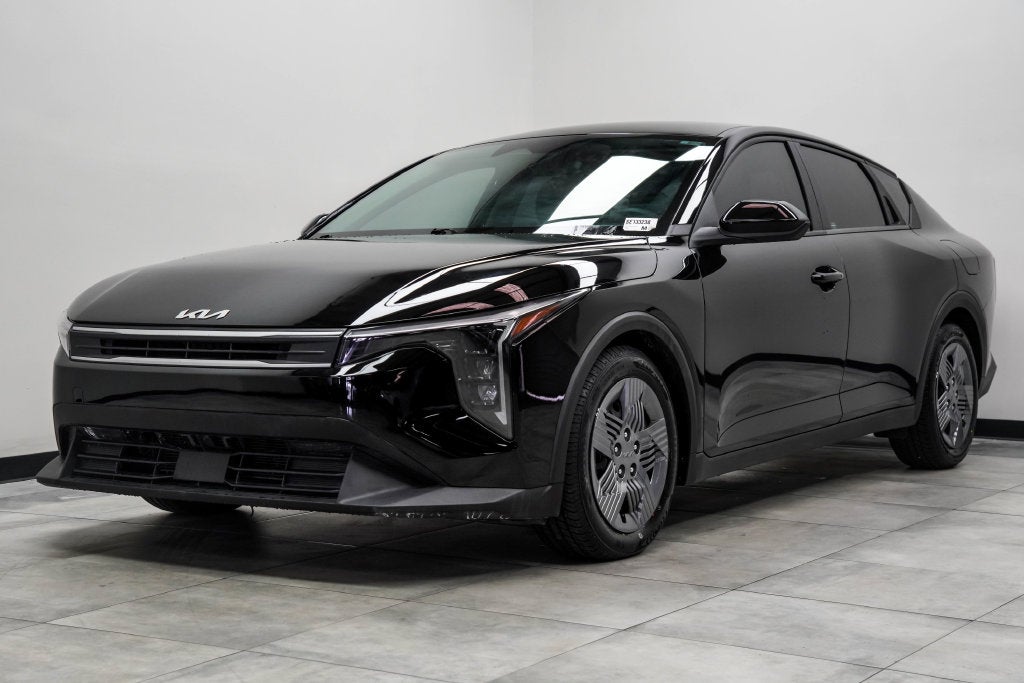 2025 Kia K4 LX