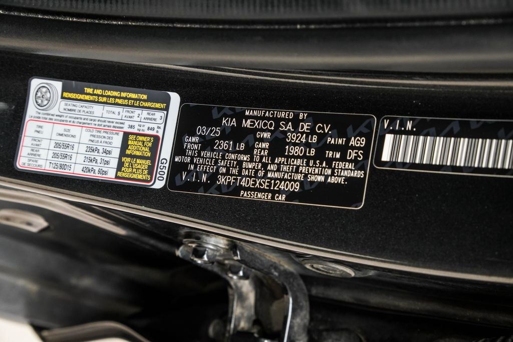 2025 Kia K4 LXS