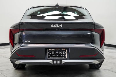 2025 Kia K4 LXS