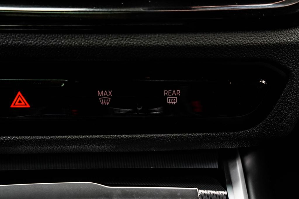 2024 BMW 3 Series 330i