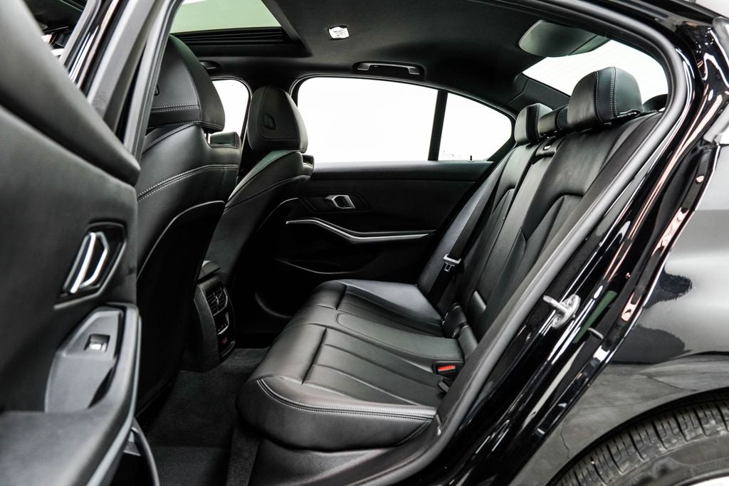 2025 BMW 3 Series 330i xDrive