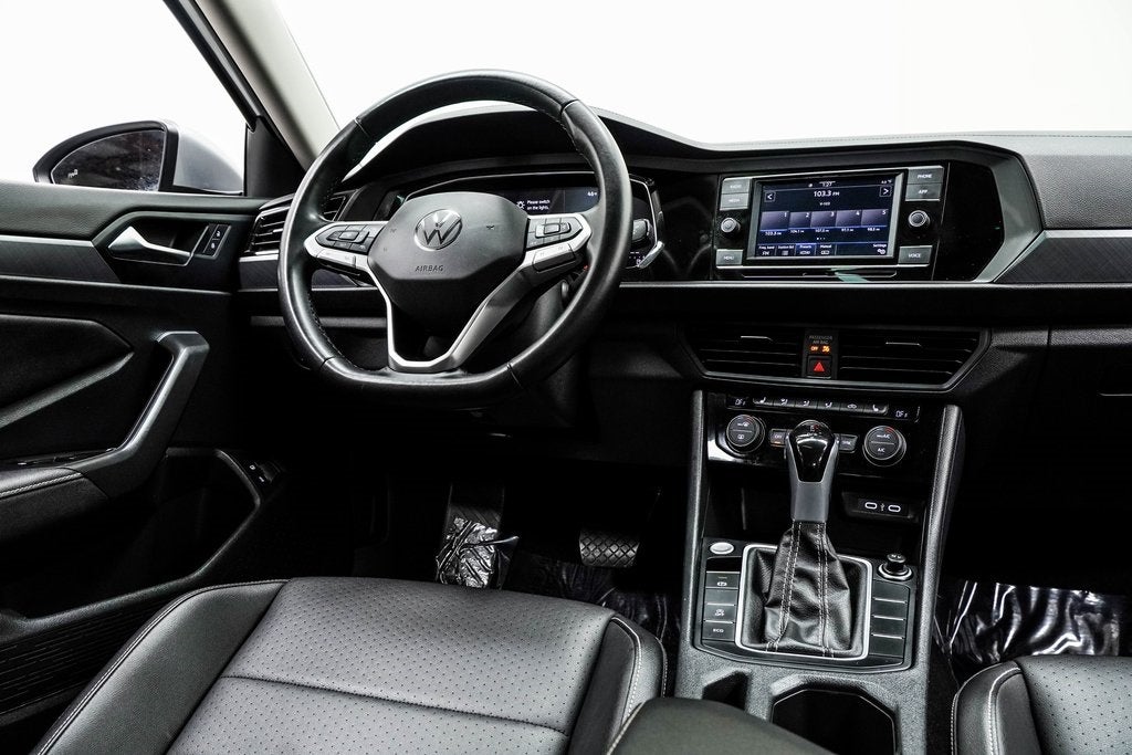 2024 Volkswagen Jetta 1.5T SE