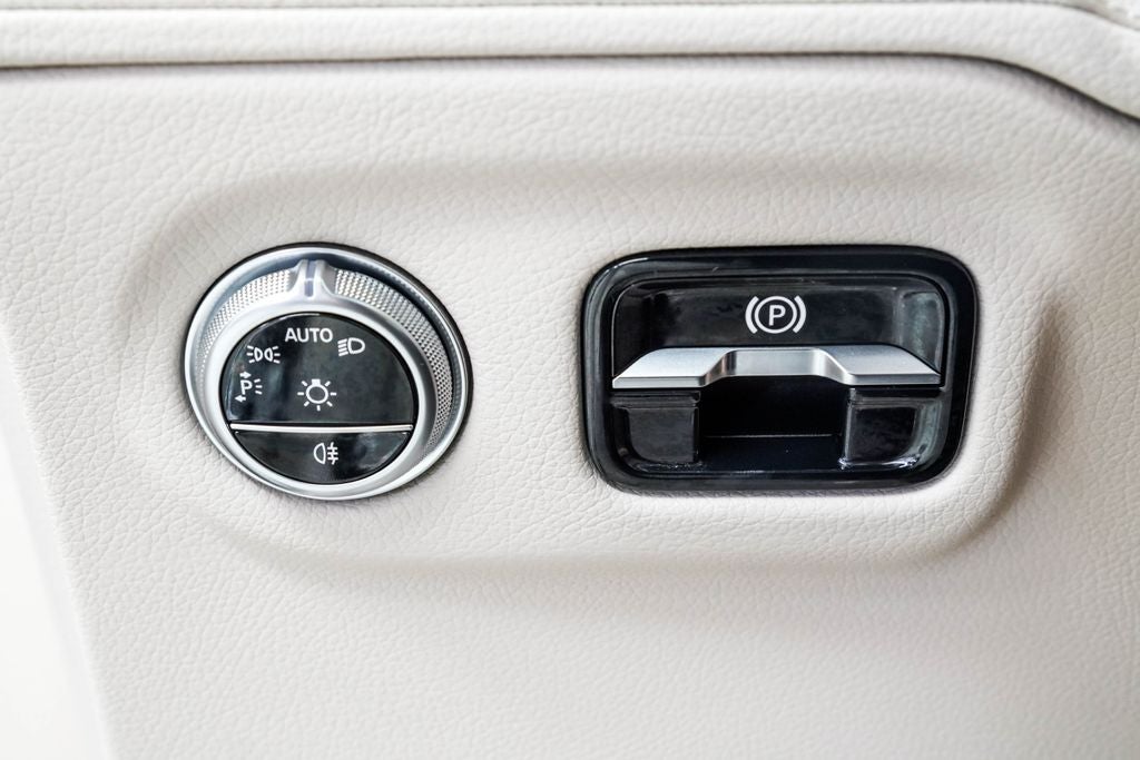 2023 Mercedes-Benz EQS 450 4MATIC®