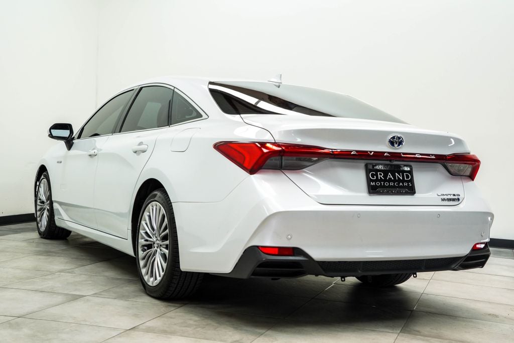 2019 Toyota Avalon Hybrid Limited