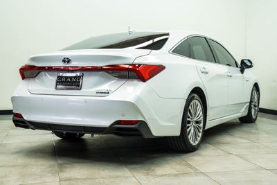 2019 Toyota Avalon Hybrid Limited