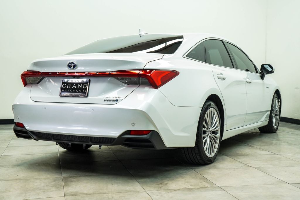 2019 Toyota Avalon Hybrid Limited
