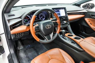 2019 Toyota Avalon Hybrid Limited