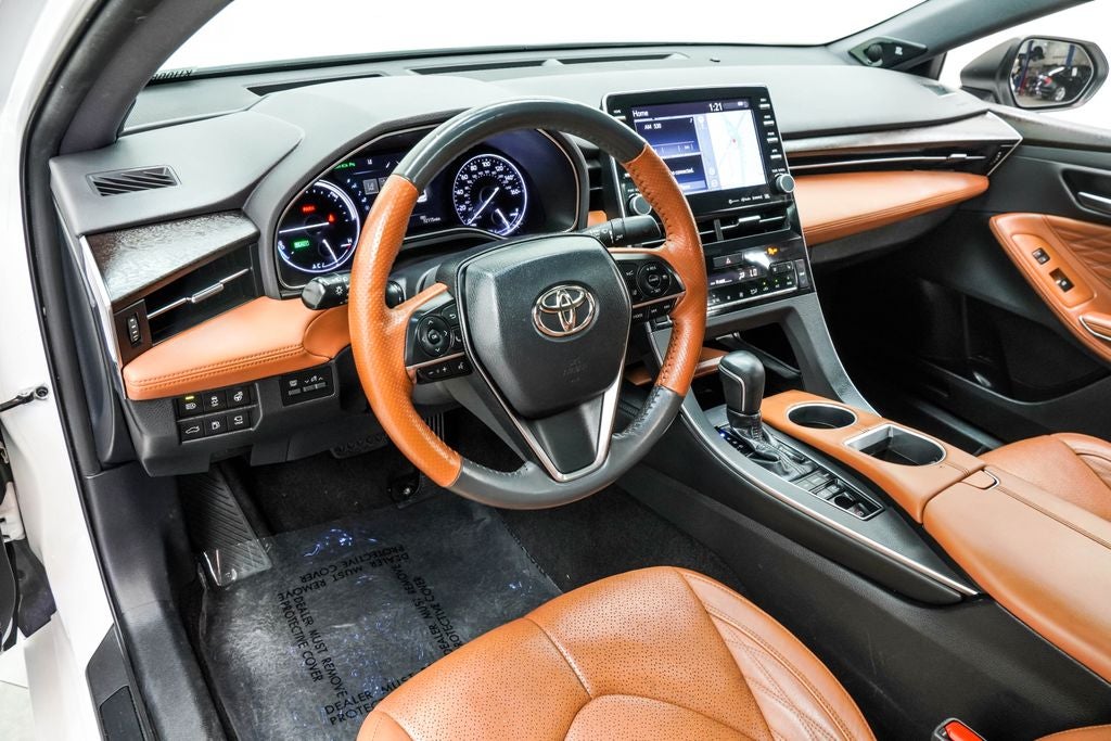 2019 Toyota Avalon Hybrid Limited