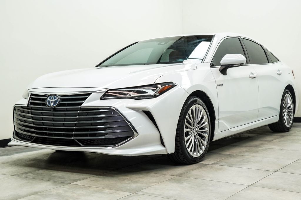 2019 Toyota Avalon Hybrid Limited
