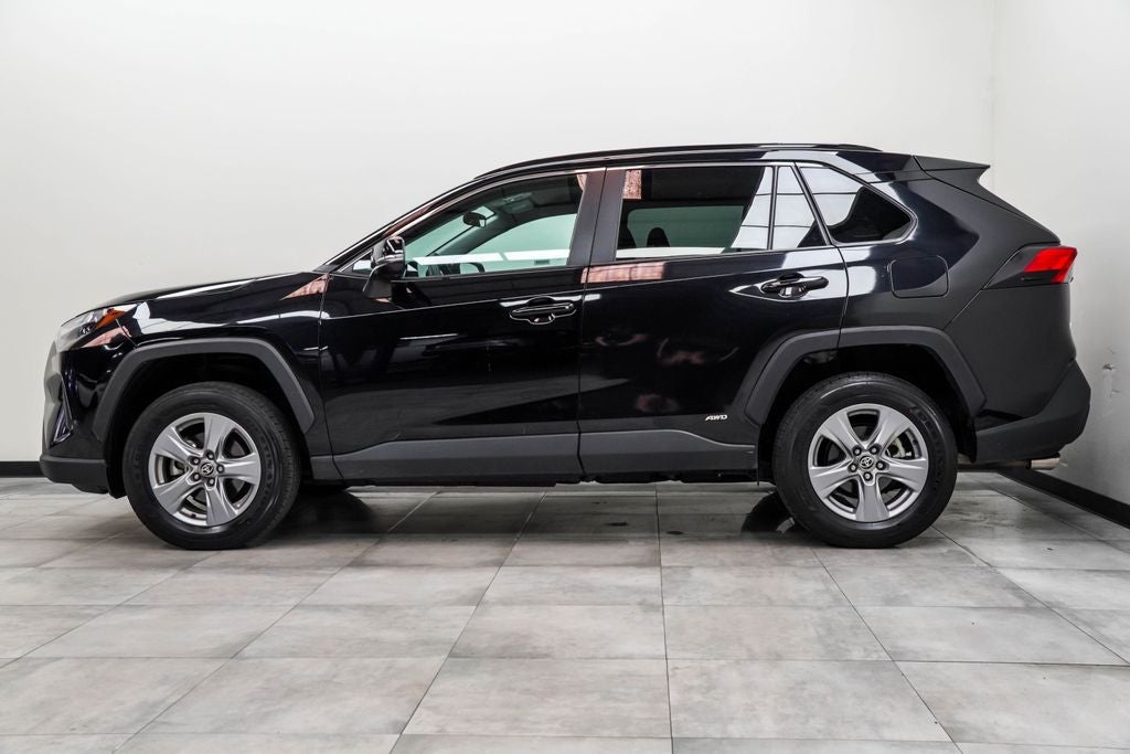 2025 Toyota RAV4 Hybrid XLE