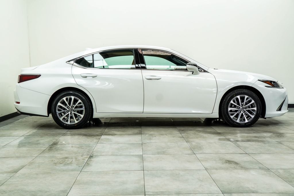 2022 Lexus ES 350