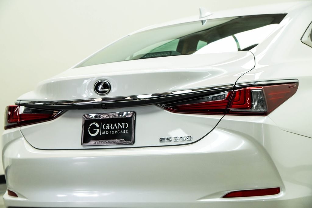 2022 Lexus ES 350