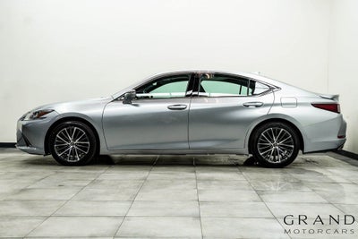 2022 Lexus ES 350