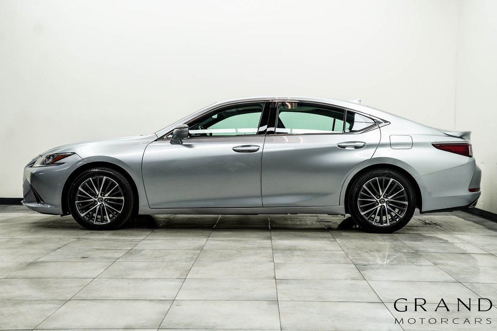 2022 Lexus ES 350