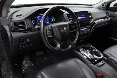 2022 Honda Pilot Touring 8 Passenger