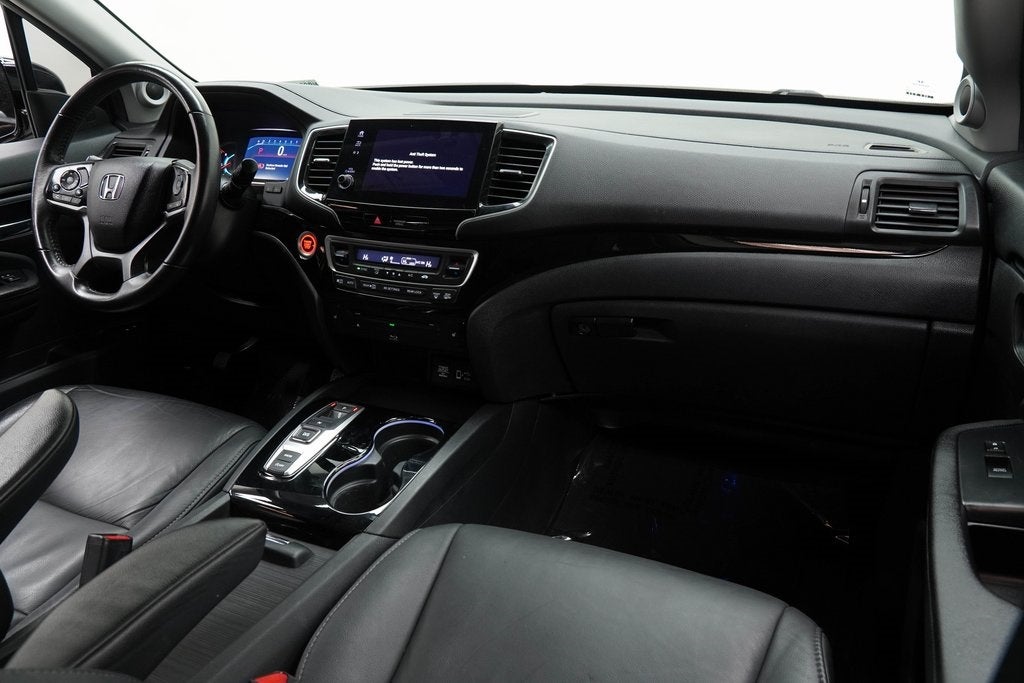 2022 Honda Pilot Touring 8 Passenger