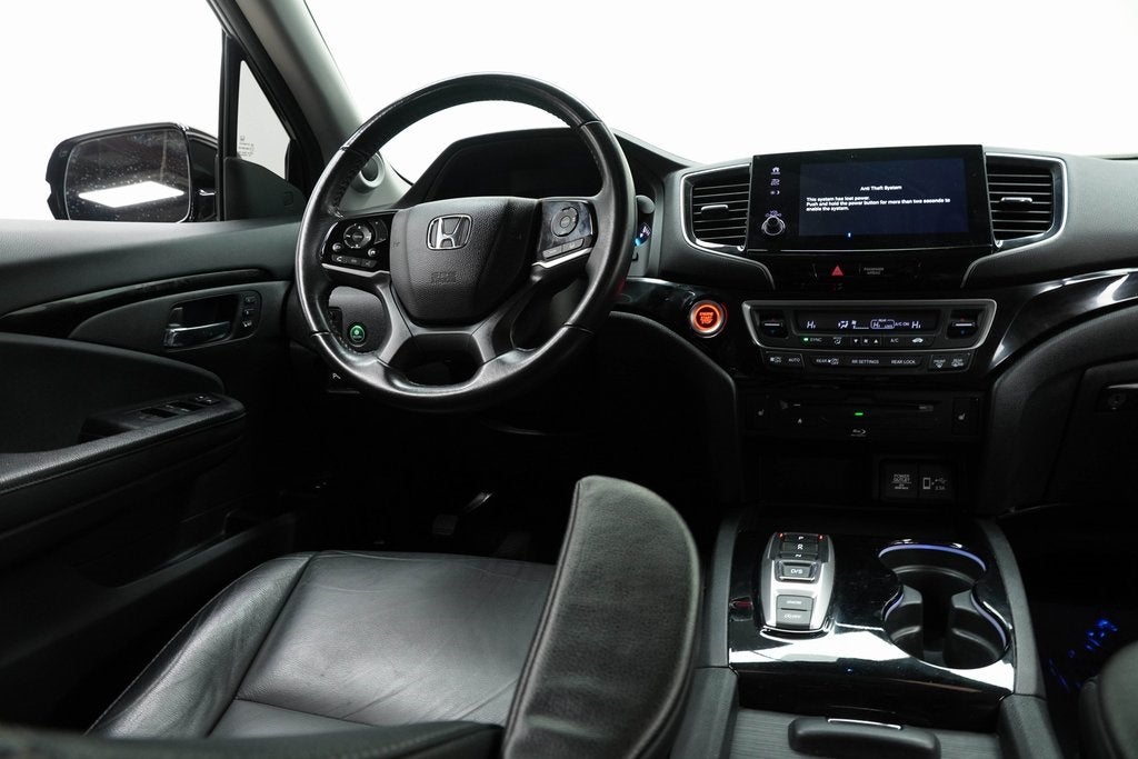 2022 Honda Pilot Touring 8 Passenger
