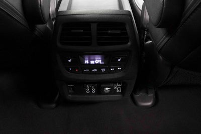 2022 Honda Pilot Touring 8 Passenger